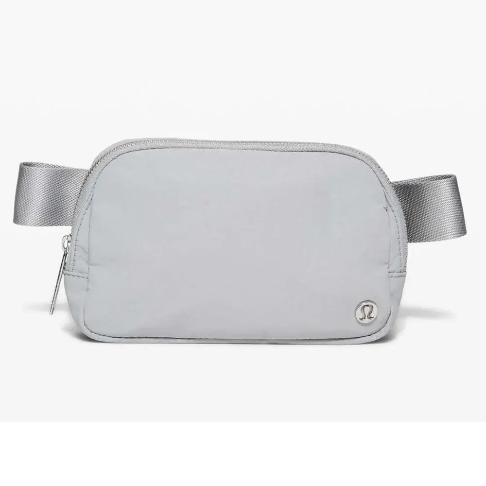 Lululemon Everywhere Belt Bag *1L Silver Drop